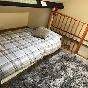Mena Cottage, Cosy Country And Quaint. Holiday home Hunmanby