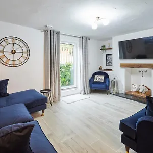 Host & - The Alby Holiday home Whitby